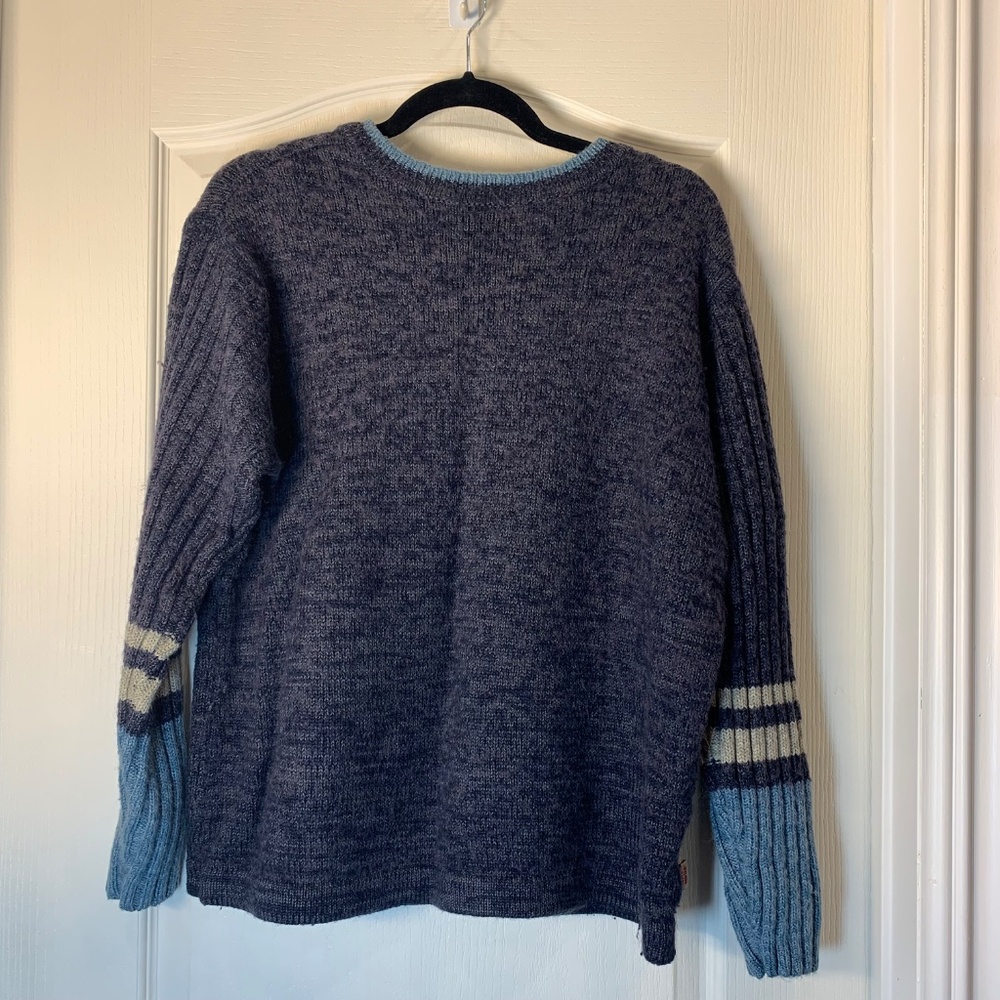 Levi's‎ Red Tab Vintage Knit Sweater – Cozy Retro Style